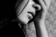 挽回女友的小技巧（成功挽回女友的15个绝招）