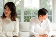 男友没耐心了，该挽回吗？（以男人对你没感情了表现得没耐心了该怎么办？——情感挽救的秘笈）