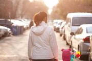 家庭矛盾加剧，如何避免离婚？（家庭矛盾的危害及应对方法）