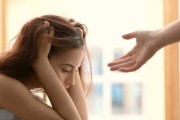 男友分手的心态解读（探究男友决定分手背后的心理原因）