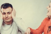 男人出轨后为什么不愿意离婚？（探寻出轨背后的真相和男人的心理需求）