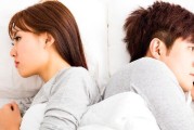 以婚外情的女人——内心的挣扎（探究婚外情女性心态的原因与应对方法）