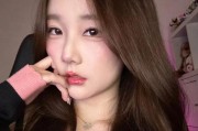 男友念念不忘前女友，该如何应对？（情感困境下的自我救赎）
