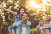 恋人吵架闹分手如何挽回（失去并不意味着结束，挽回让我们重拾爱的火焰）