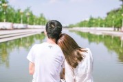 挽回女友的5大技巧（分手后如何重建感情，让爱情升温？）