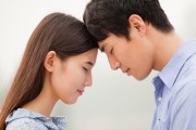 夫妻感情淡了，如何重新点燃爱情的火花？（以沟通、关注、理解为基础的五种方法）