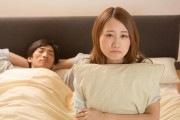 如何应对老公的外遇？（应对外遇的正确方式，让婚姻重新燃起爱火）