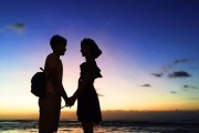 分手后如何挽回女友的心（让她主动想复合的10个方法）