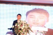 探寻以冷爱花镇的魅力（一个让人流连忘返的小镇）