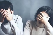分手后如何让男人愧疚挽回感情？（有效手段让男人后悔当初决定分手）