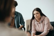聪明女人避免夫妻吵架的4招（学会这些技巧，让你的婚姻更加幸福和稳定！）