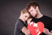 分手后如何挽回爱情？（15个步骤让你重新赢回TA的心）