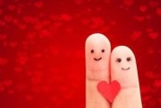 如何正确抉择在婚姻中的感情选择？（以不爱老公爱情人为例，教你做出正确决策）