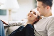 如何应对分手后仍保持暧昧的男人（你的选择将决定你的未来）